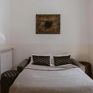 https://a-world-aparts-504-corso.it-romehotels.com