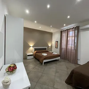 https://la-giostra-del-massimo.palermohotels.org